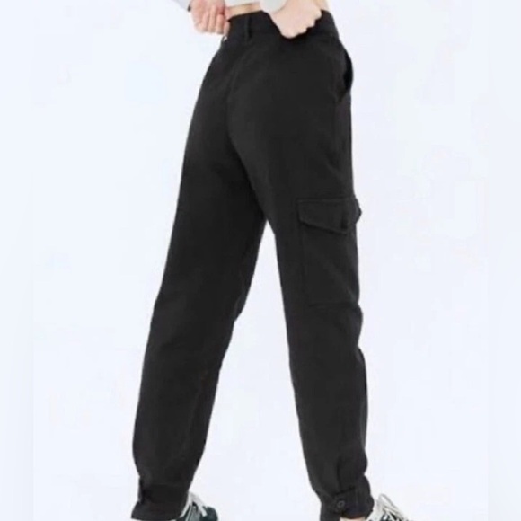 Aritzia Wilfred Free Black Modern Cargo Pant Button Fly Size 6 - Picture 2 of 7